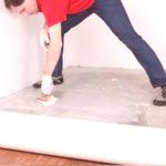 Kako postaviti linoleum na betonskom podu